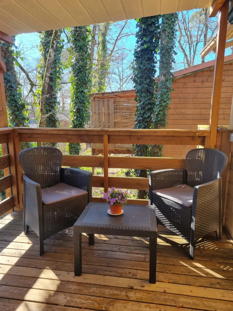 11 Le Cabanon Cosy "Toi Et Moi   "2 Pers.   Une Seule Chambre Télévision Et Terrasse Couverte