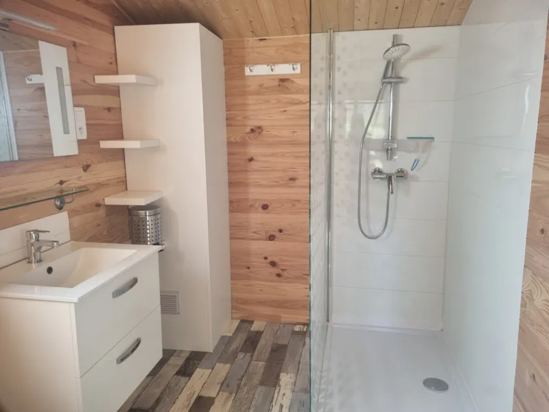 72 La Cabane En Tête À Tête 35M2  2 Pers  Suite Parentale + Terrasse Couverte  + Télé