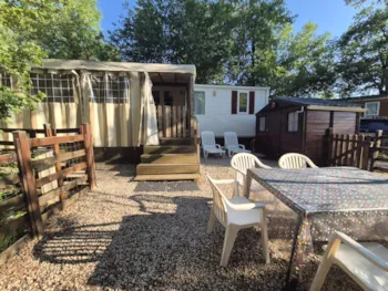 Mietunterkunft - Residenz Le Lys 40M2 (2 Badezimmer) + Klimaanlage + Spülmaschine + Überdachte Terrasse - Camping LA GARENNE