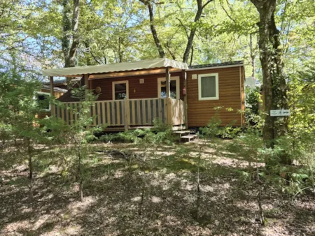 Accommodation - Residence Les Pétunias + Covered Terrace + Television - Camping LA GARENNE