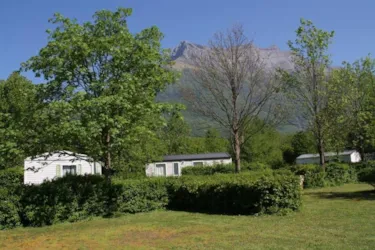Camping du Lac de Carouge - image n°2 - Camping Direct