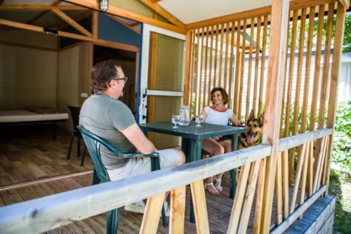 Huuraccommodatie(s) - Paar En/Of Gehandicapte Persoon Chalet - image n°6 - Camping du Lac de Carouge