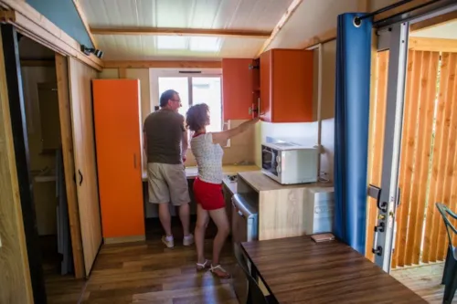Huuraccommodatie(s) - Paar En/Of Gehandicapte Persoon Chalet - image n°3 - Camping du Lac de Carouge