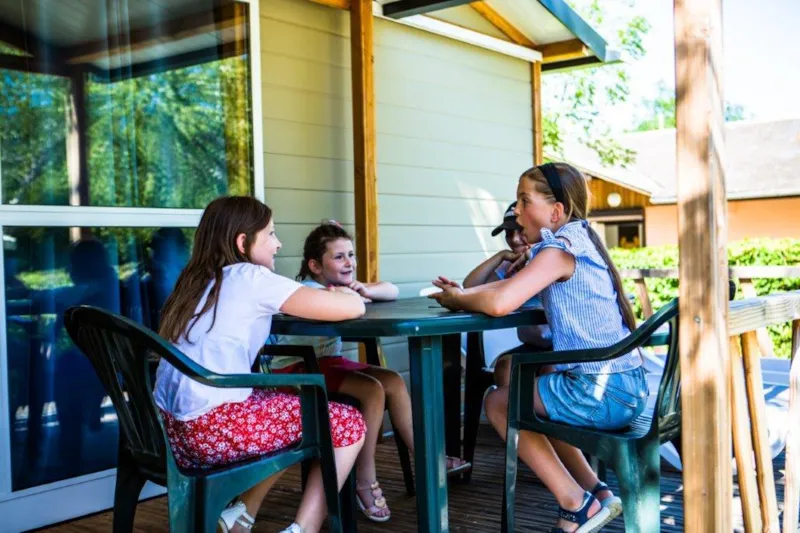 Chalet 4 Personnes - Morea - 2 Chambres - 25 M² + Terrasse Semi Couverte 16 M²