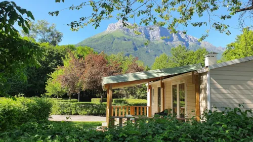 Huuraccommodatie(s) - Stacaravan 2 Slaapkamers + Airconditioning + Terras - image n°3 - Camping du Lac de Carouge