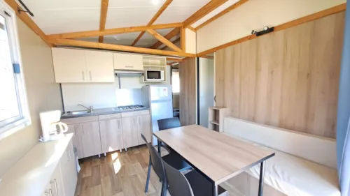 Accommodation - 4 Pax Chalet Morea - 2 Rooms - 25 M² - 16 M² Half Covered Terrace - image n°2 - Camping du Lac de Carouge