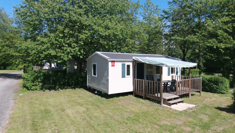 Stacaravan met 3 slaapkamers en airconditioning