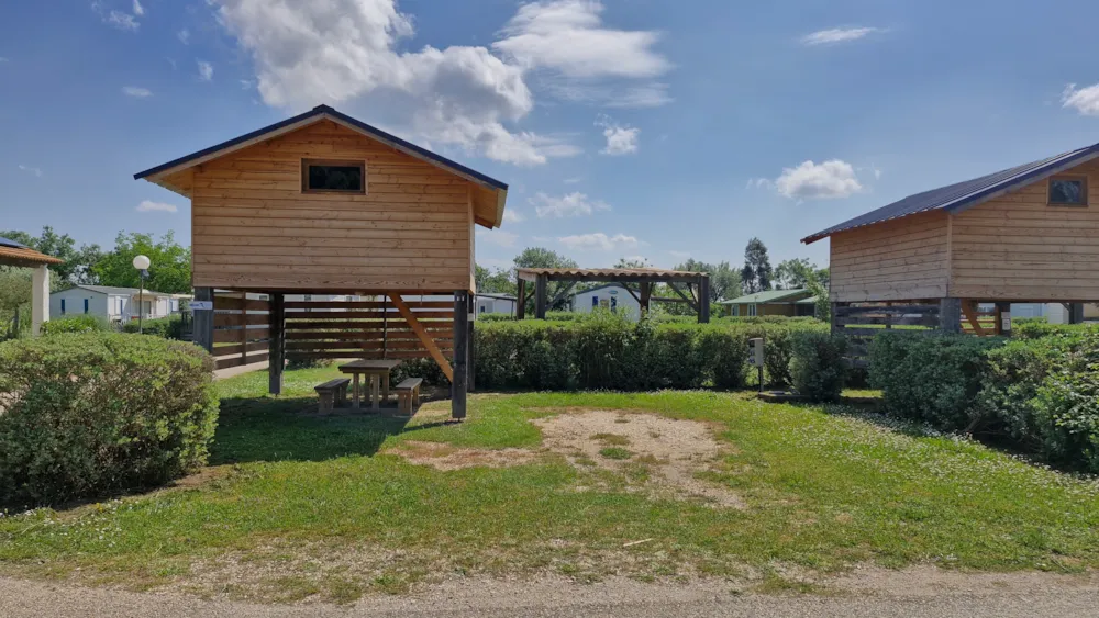 Emplacement - Cabane Bivouac - 2 Personnes - Camping Crin Blanc