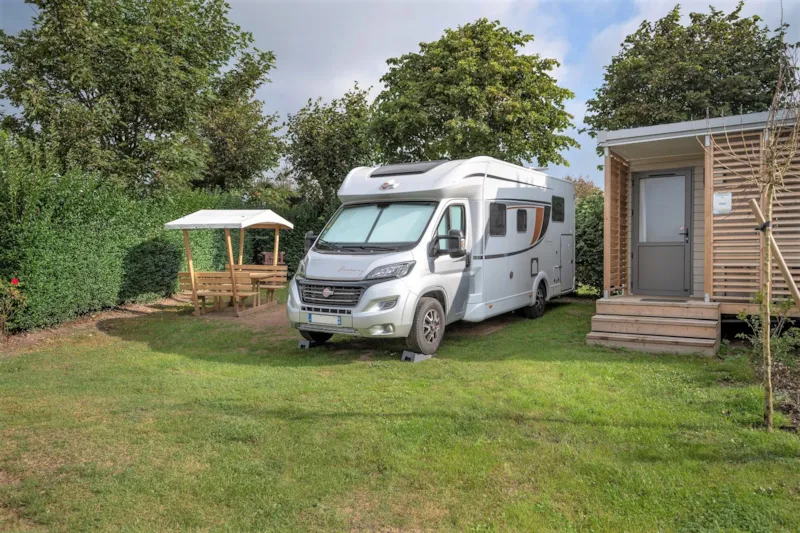 Forfait Emplacement *** Avec Sanitaire Privé Chauffé