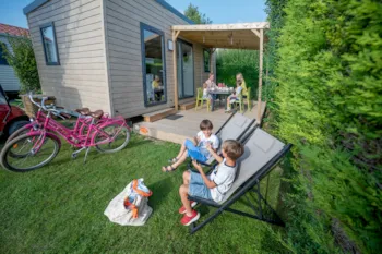 Mietunterkunft - Cottage Les Mouettes*** (2 Zimmer) Halbüberdachte Terrasse - YELLOH! VILLAGE - LE RIDIN