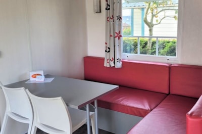 Cottage Les Grives** (2 bedrooms)