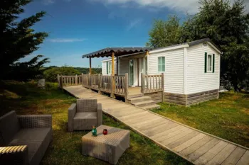 Mietunterkunft - Mobilheim Ophéa Premium - Behindertengerecht - Camping Les Sous Bois du Lac