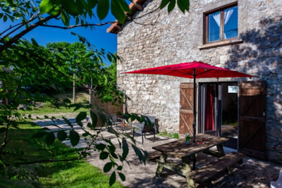 F2 - Cottage
