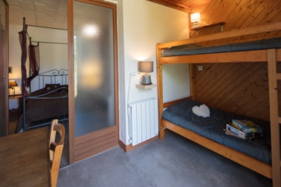 F2 - Cottage