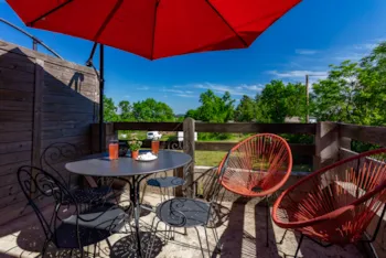 Mietunterkunft - F1d - Ferienhaus Mit Terrasse - Camping Les Sous Bois du Lac