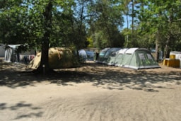 Kampeerplaats(en) - Speciaal Voor Wandelaars En Fietsers - Camping Le Royannais
