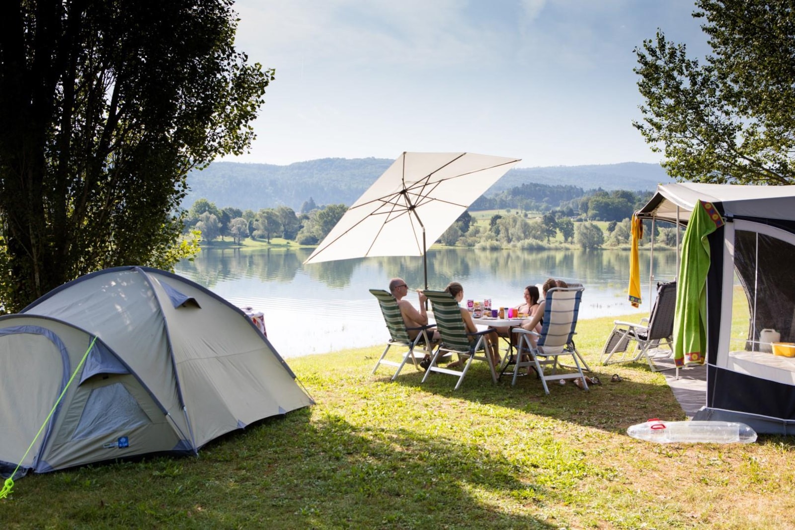 Camping Des Gorges De L'oignin : Information and booking