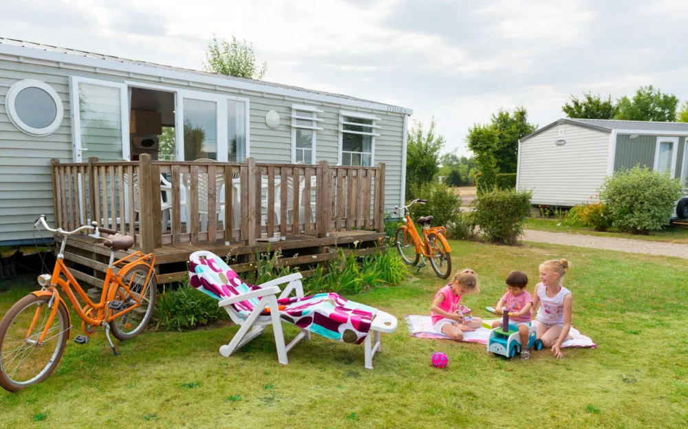 Location - Mobil Home 35M² Standard (3 Chambres) - Terrasse Non Couverte - Flower Camping Caravaning Les Aubépines