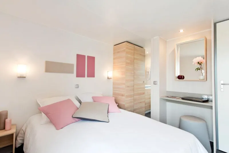 Mobil Home 33M² Confort  (2 Chambres + 2 Salles De Bain)