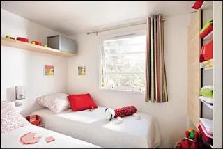 Mobil Home 24M² Confort (2 Chambres) Avec Terrasse Couverte 7,5M²