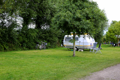 Nature Package (Without electricity, 1 tent, caravan or motor home / 1 car)