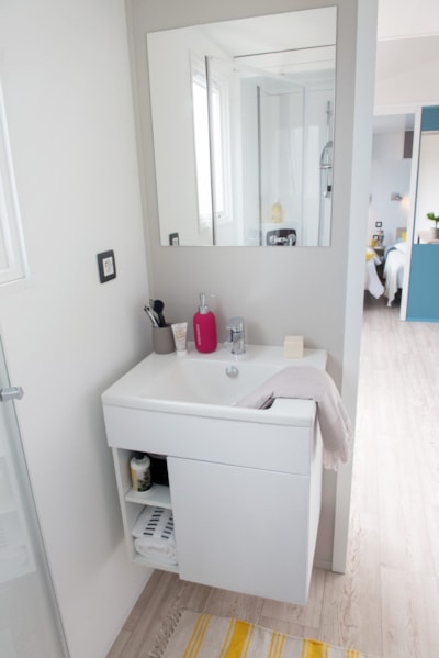 Mobile Home Comfort – 2 bedrooms (30 m²) – Semi-covered terrace 15 m²