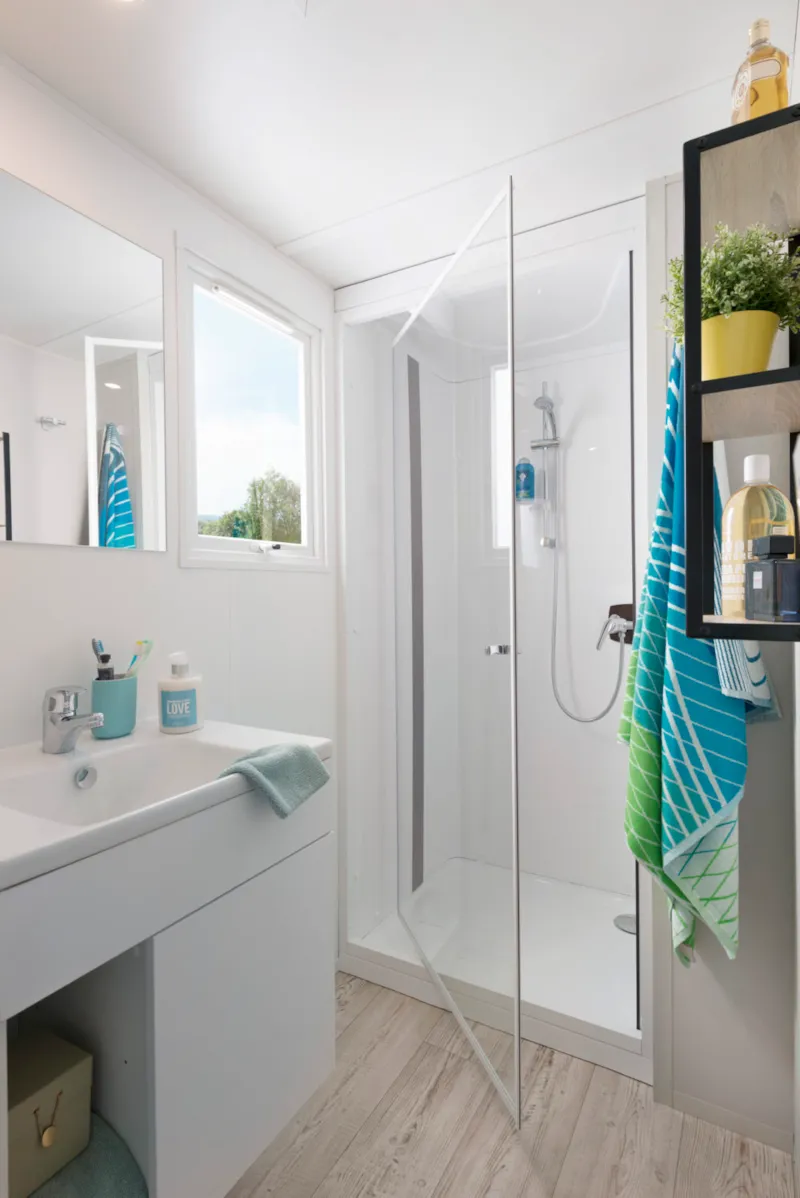 Mobil Home 30M² Confort (2 Chambres) Avec Terrasse Semi Couverte 15M²