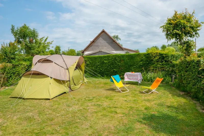 Forfait Confort (1 Tente, Caravane Ou Camping-Car / 1 Voiture / Électricité 3A)