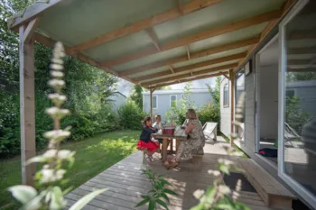 Mietunterkunft - Mobil Home 33M² Confort (3 Chambres) + Terrasse Couverte - Flower Camping Caravaning Les Aubépines