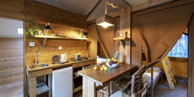 TREK LODGE TENT — 6