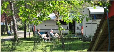 Large pitch Camper 150m² — 2