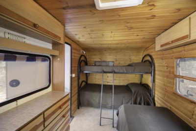 Caravan with essential services 3 — 3