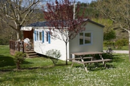 Mietunterkunft - Mobilheim Terrasse (Sonntag/Sonntag) - Camping Calme et Nature