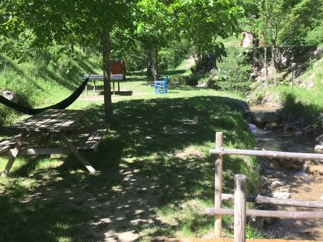 Forfait Emplacement Tente (2 Personnes + 1 Tente + 1 Véhicule)