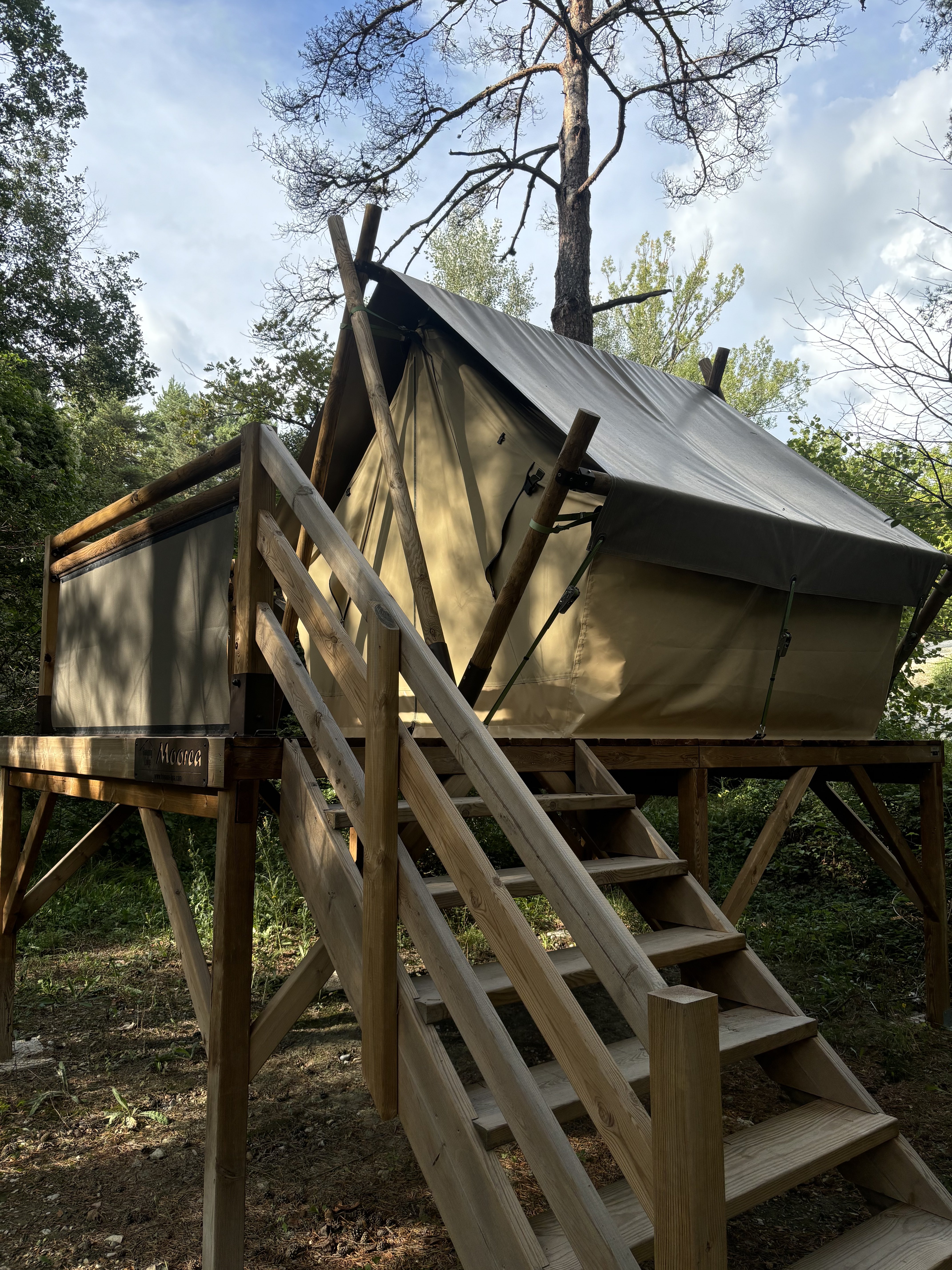 Tente Moorea sur pilotis