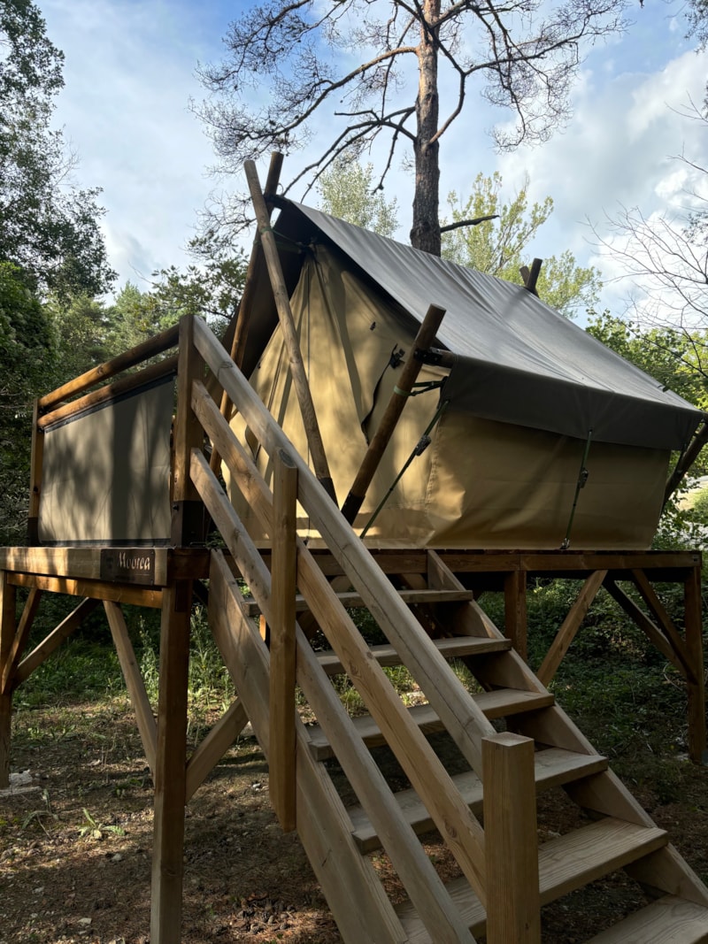 Tenda Moorea su palafitte