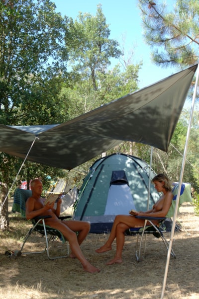 Pitch (tent ou caravan or motor home)