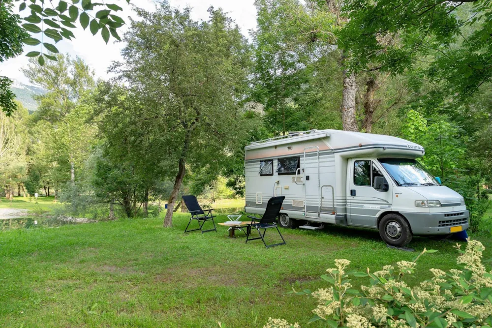 Stellplatz - Classique Stellplatz - Strom 16 A - Camping Sandaya Domaine du Verdon
