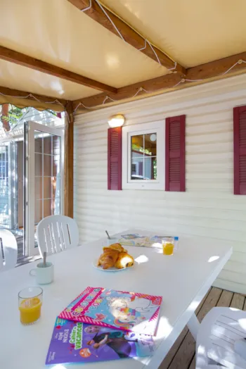 Huuraccommodatie(s) - Stacaravan Zola 28 M2  Luchtverfrissend +10 Jaar- 2 Slaapkamers - Terras 15M2 - Camping Paradis La Pinède
