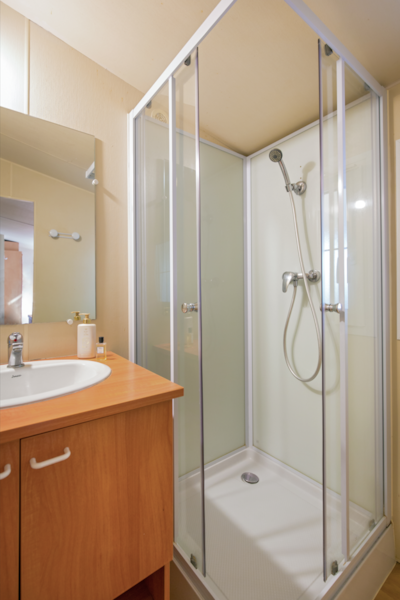 Mobile Home STANDARD ZOLA 28 m2 air conditioned +10 years- 2 bedrooms - Terrace 15m2 — 5