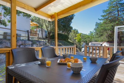 Mobile Home CONFORT + Raimu 28 m2 air conditioned- 2 bedrooms - Air conditioning- Terrace 15m2 — 2