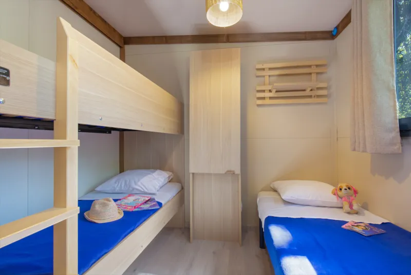 Chalet Confort + Mistral 25M² - Climatisé -  2 Chambres - Terrasse 12M² 4/5 Pers.