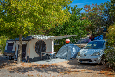 Pitch with car + tent/caravan or camping-car + electricity 10A — 1