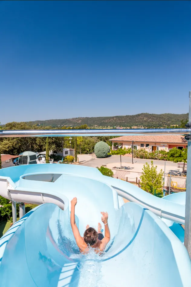 Camping La Pinède
