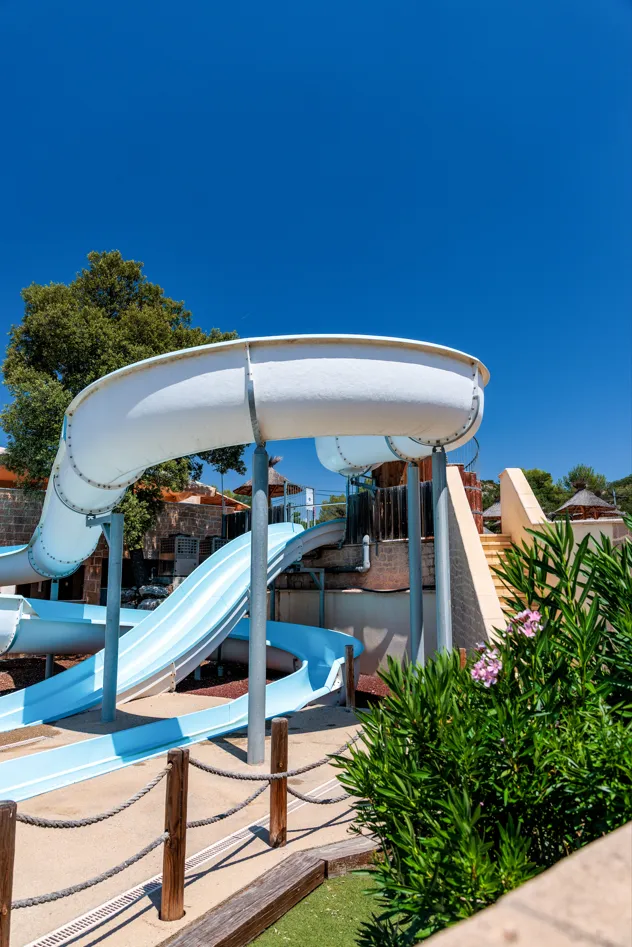 Camping La Pinède
