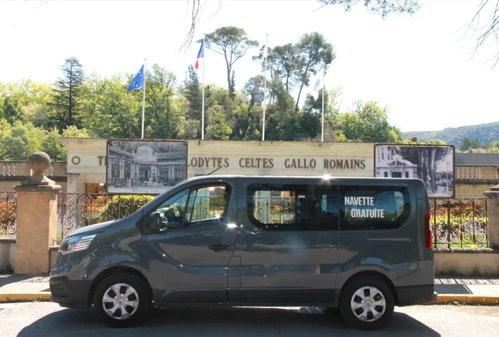 Camping La Pinède