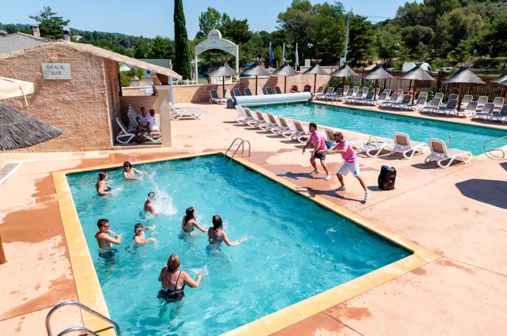 Camping La Pinède