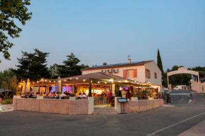 Camping La Pinède