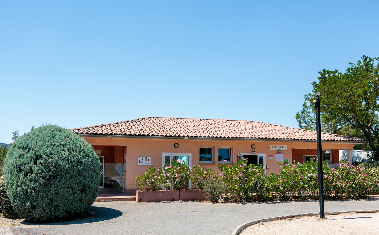 Camping La Pinède — Foto 8