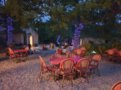 Ushuaïa Villages - Camping Le Lavandin ***